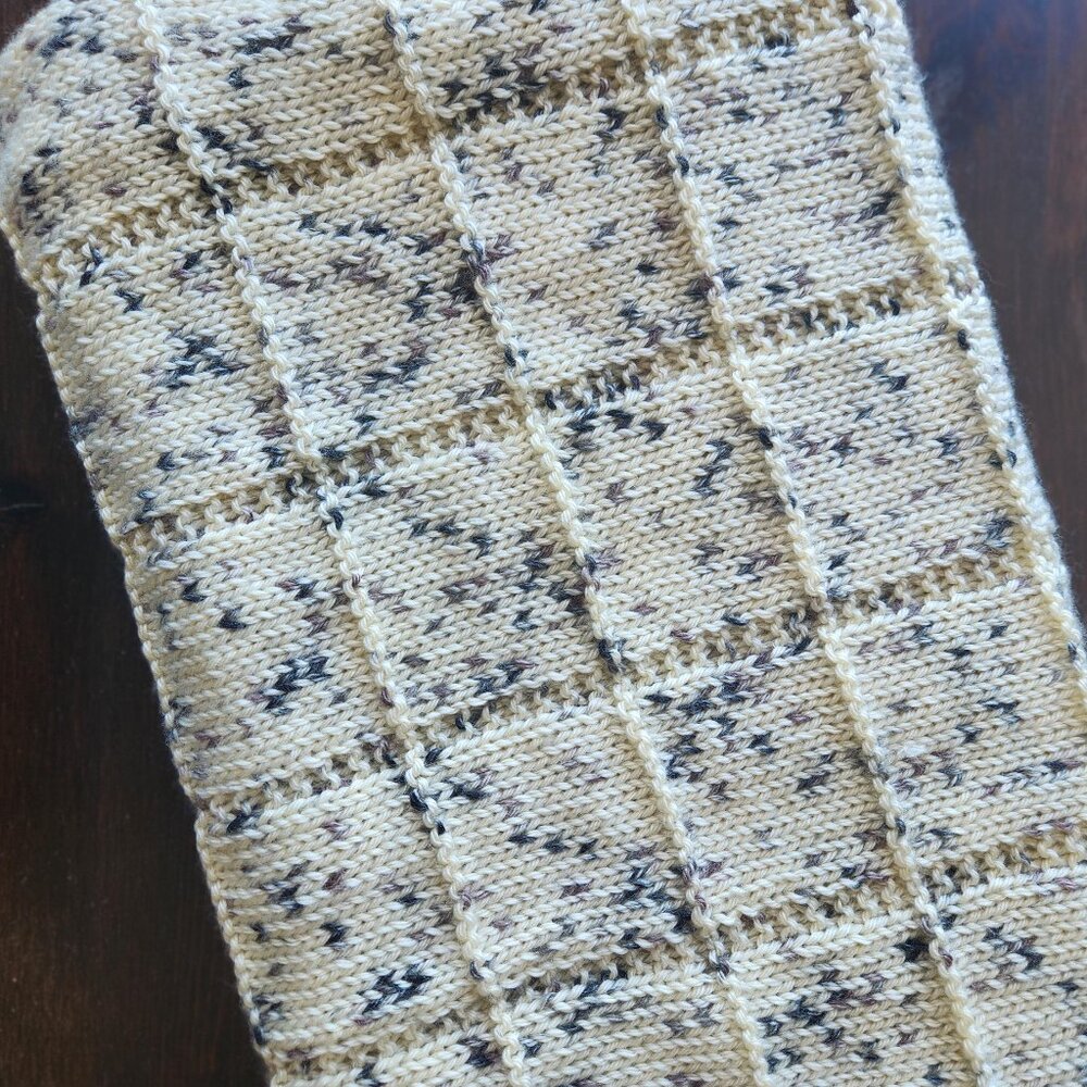 Hand Knit Blanket - Beige with Speckles